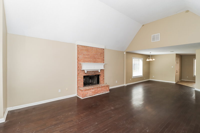 2,045/Mo, 8400 Timber Creek Dr Cordova, TN 38018 Living Room View
