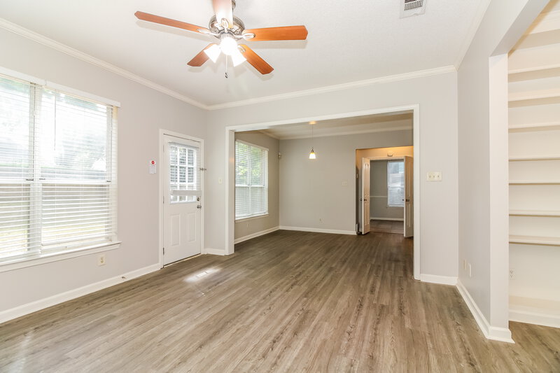 1,940/Mo, 8183 Walnut Valley Cove Cordova, TN 38018 Living Room View