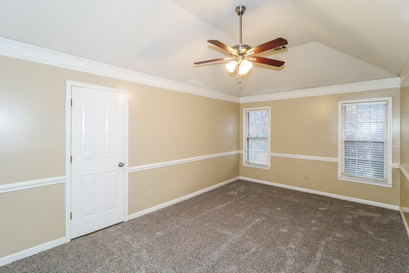 1,800/Mo, 928 Lycomedes Cove Cordova, TN 38018 Main Bedroom View