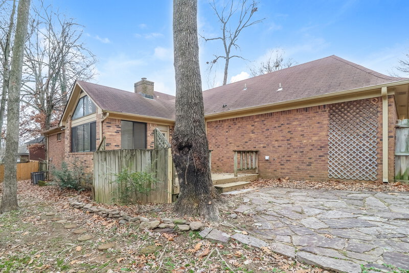 1,800/Mo, 928 Lycomedes Cove Cordova, TN 38018 Rear View