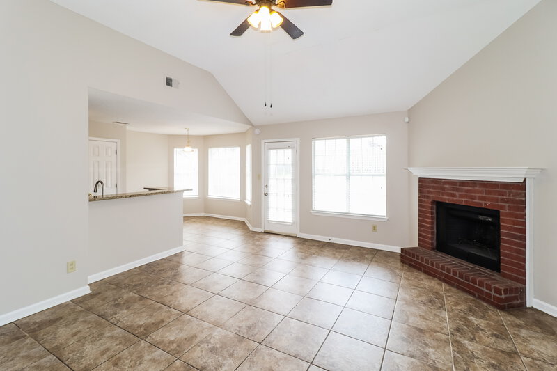 1,770/Mo, 1015 Jessica Lauren Dr Cordova, TN 38018 Living Room View 2