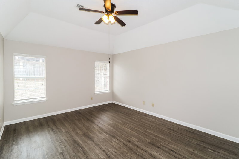 1,770/Mo, 1015 Jessica Lauren Dr Cordova, TN 38018 Main Bedroom View