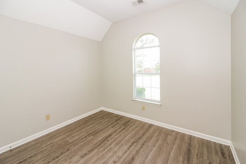 2,380/Mo, 7099 Country Walk Dr Cordova, TN 38018 Bedroom View 2