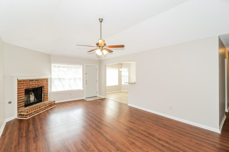 1,635/Mo, 1017 Spanish Trail Cordova, TN 38018 Living Room View 2