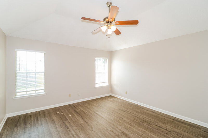 1,635/Mo, 1017 Spanish Trail Cordova, TN 38018 Main Bedroom View