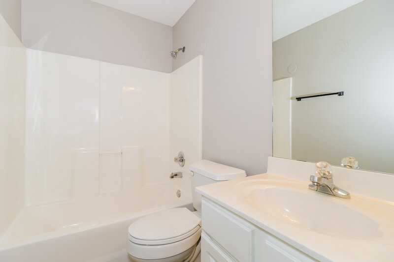1,635/Mo, 1017 Spanish Trail Cordova, TN 38018 Bathroom View