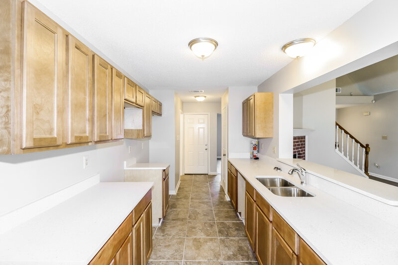 1,760/Mo, 7340 Appling Ridge Dr Cordova, TN 38018 Kitchen View 2