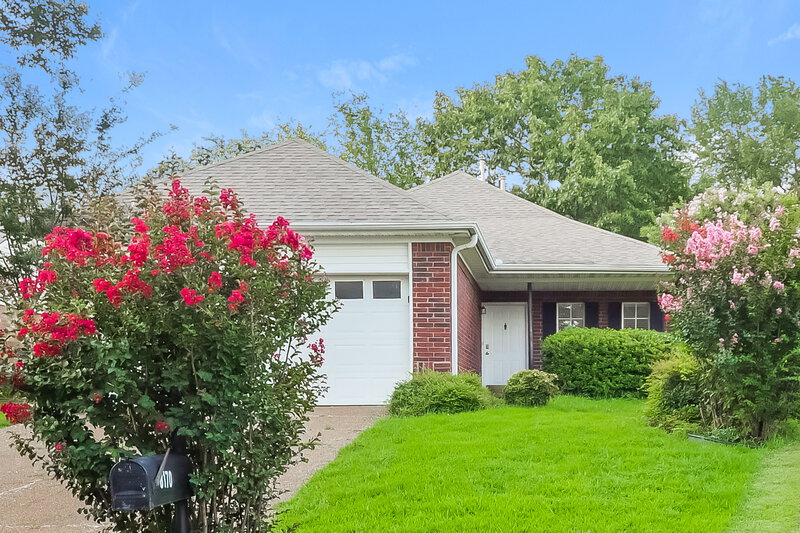 0/Mo, 8170 Timber Knoll Ln Cordova, TN 38018 External View