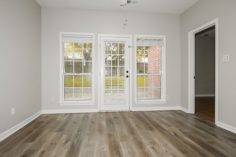 0/Mo, 8170 Timber Knoll Ln Cordova, TN 38018 Living Room View
