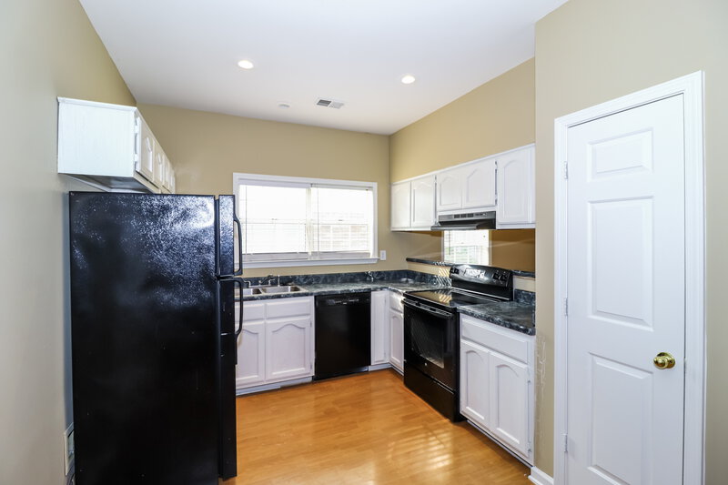 1,860/Mo, 8170 Timber Knoll Ln Cordova, TN 38018 Misc View 5