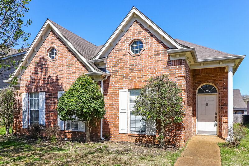 1,700/Mo, 8694 Macon Rd Cordova, TN 38018 Front View