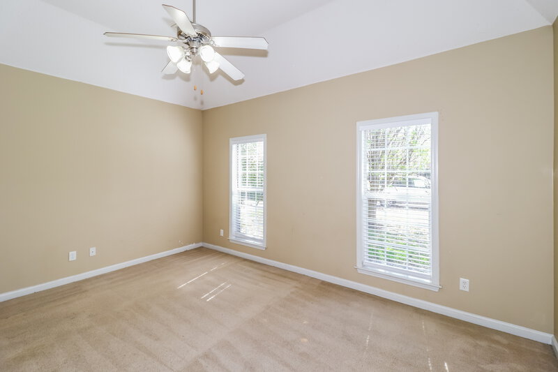 1,700/Mo, 8694 Macon Rd Cordova, TN 38018 Main Bedroom View 2