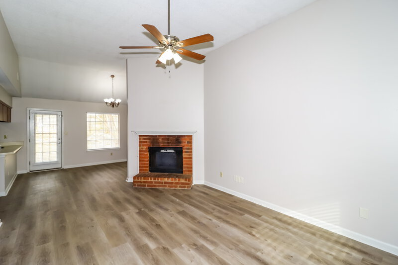 1,365/Mo, 7924 Annes Circle Cordova, TN 38018 Living Room View