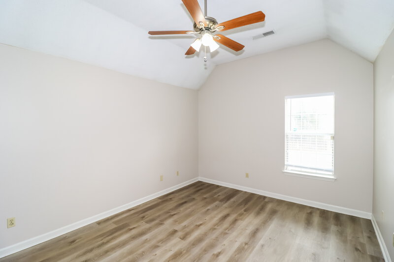 1,365/Mo, 7924 Annes Circle Cordova, TN 38018 Main Bedroom View 2