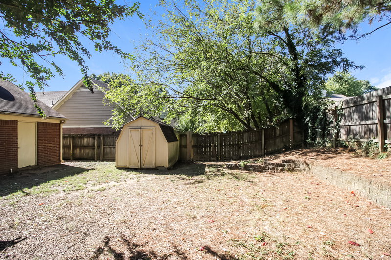 1,365/Mo, 7924 Annes Circle Cordova, TN 38018 Rear View 7