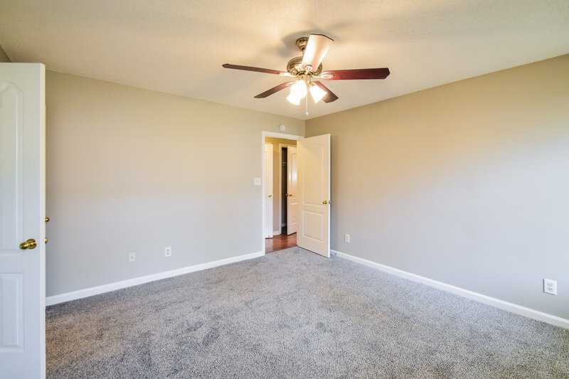 1,970/Mo, 10080 Cross Ridge Rd Cordova, TN 38018 Main Bedroom View 2