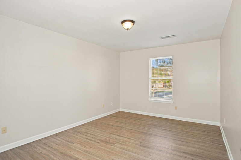1,640/Mo, 6991 Presmond Rd Cordova, TN 38018 Primary Bedroom View