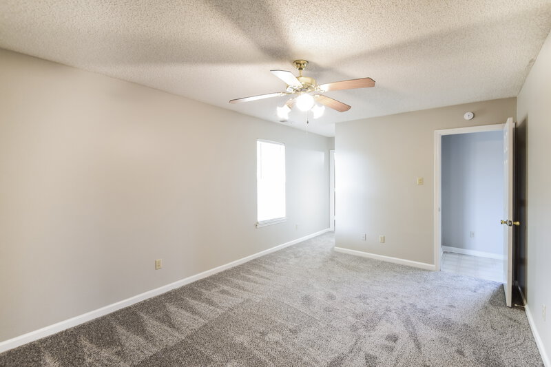 1,625/Mo, 6991 Raleigh Lagrange Rd Cordova, TN 38018 Main Bedroom View 2