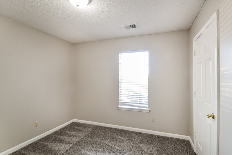 1,625/Mo, 6991 Raleigh Lagrange Rd Cordova, TN 38018 Bedroom View