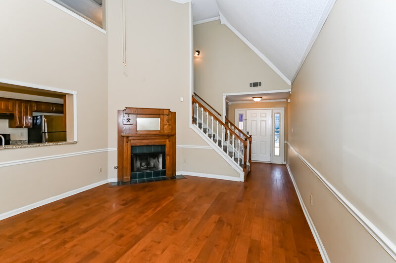 2,015/Mo, 1022 Appling Meadow Dr Cordova, TN 38018 Living Room View 3