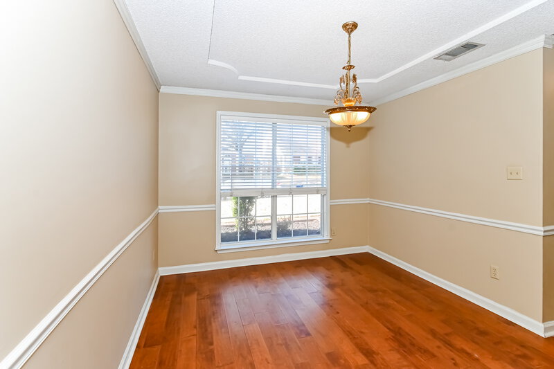 2,015/Mo, 1022 Appling Meadow Dr Cordova, TN 38018 Dining Room View