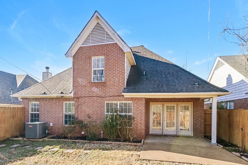 2,015/Mo, 1022 Appling Meadow Dr Cordova, TN 38018 Rear View