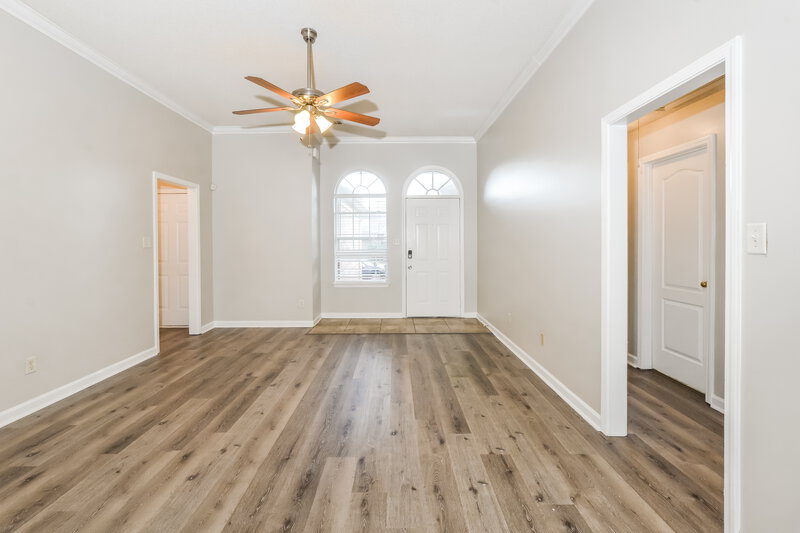 1,725/Mo, 10098 Cross Ridge Rd Cordova, TN 38018 Living Room View 3