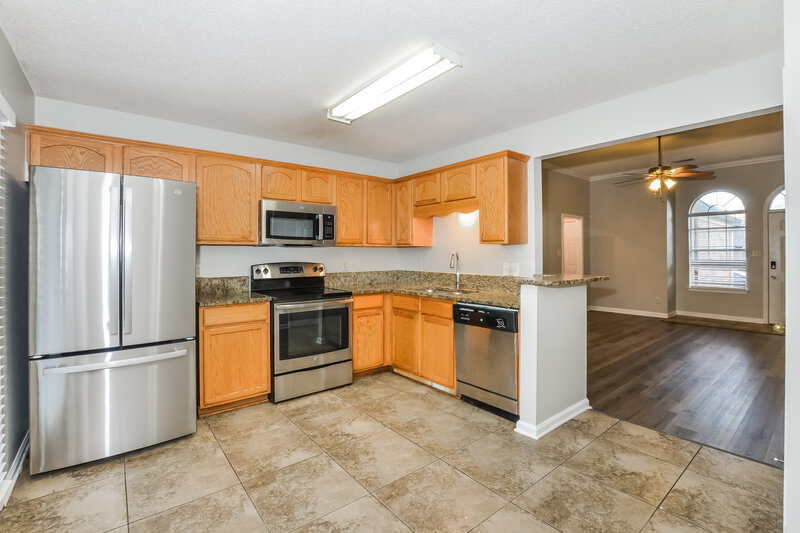 1,725/Mo, 10098 Cross Ridge Rd Cordova, TN 38018 Kitchen View