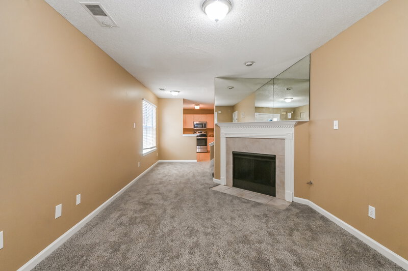 1,595/Mo, 7181 Charlton Way Cordova, TN 38018 Living Room View 2