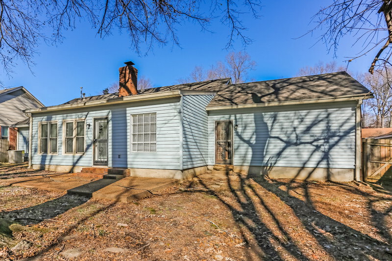 2,740/Mo, 8123 Cairn Dr Cordova, TN 38018 Rear View