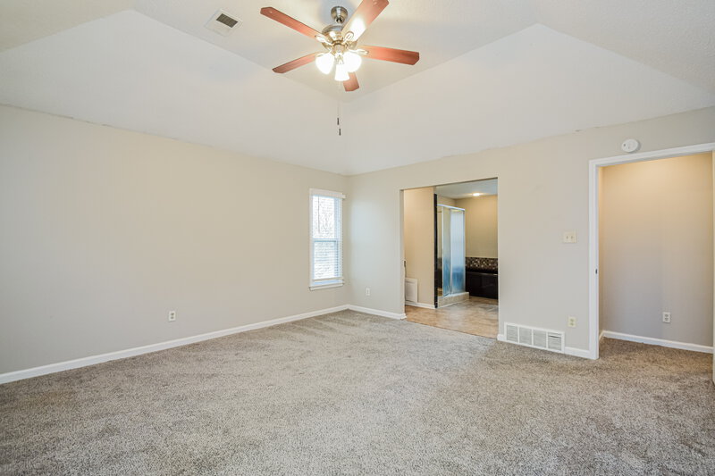 2,210/Mo, 8855 Bazemore Rd Cordova, TN 38018 Main Bedroom View 2