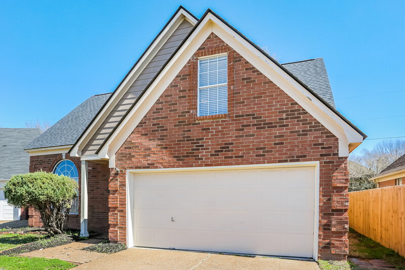 1,755/Mo, 1016 Lorena Cove Cordova, TN 38018 Front View