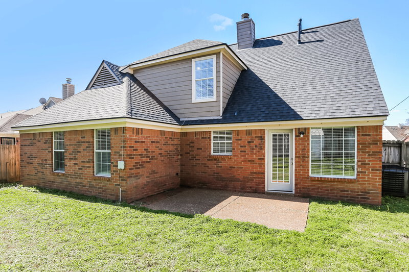 1,755/Mo, 1016 Lorena Cove Cordova, TN 38018 Rear View