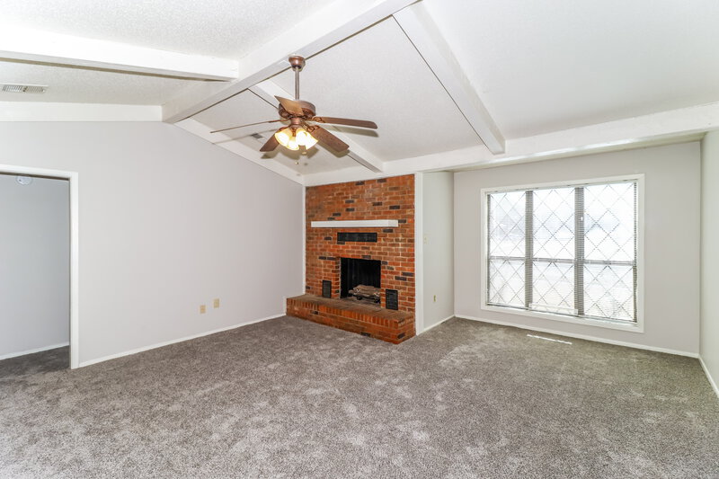 1,700/Mo, 4426 Spring Harbor Dr Millington, TN 38053 Living Room View