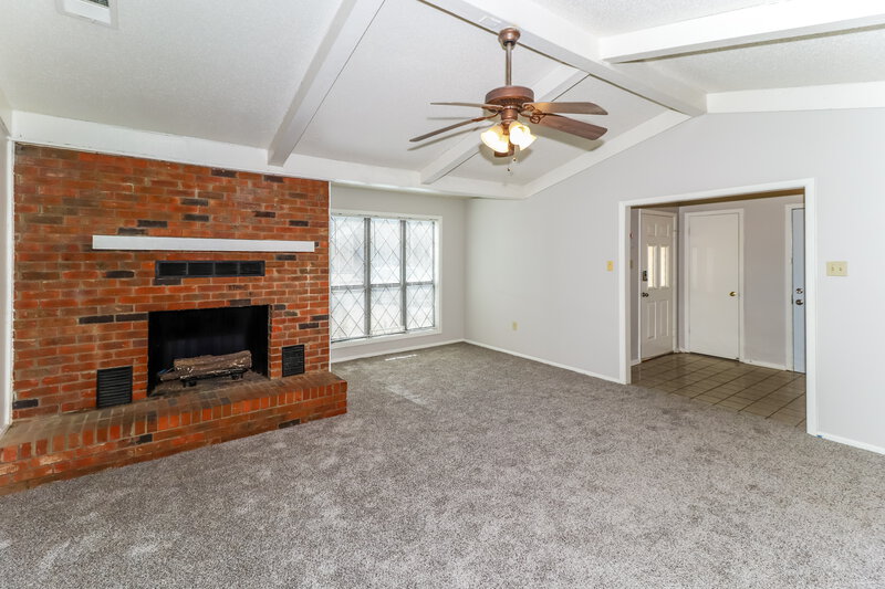 1,700/Mo, 4426 Spring Harbor Dr Millington, TN 38053 Living Room View 2