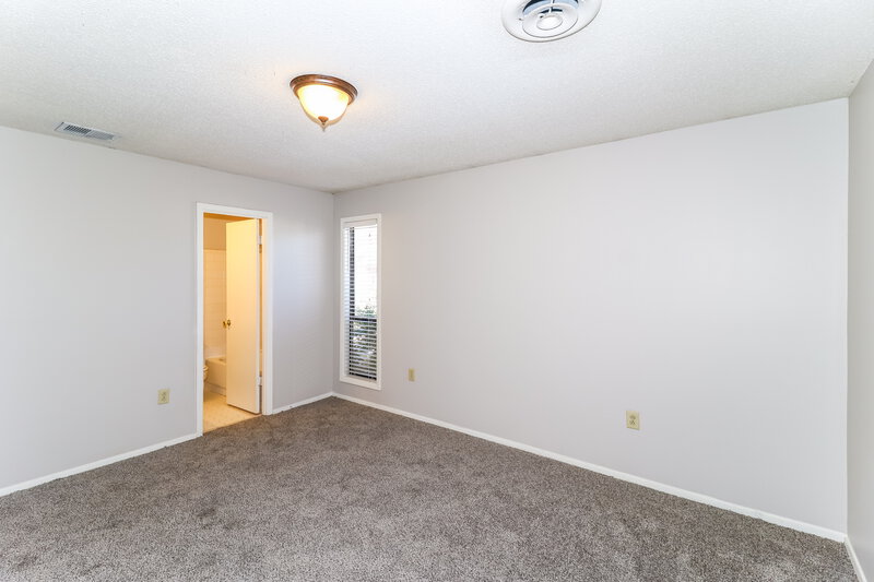 1,700/Mo, 4426 Spring Harbor Dr Millington, TN 38053 Main Bedroom View 2