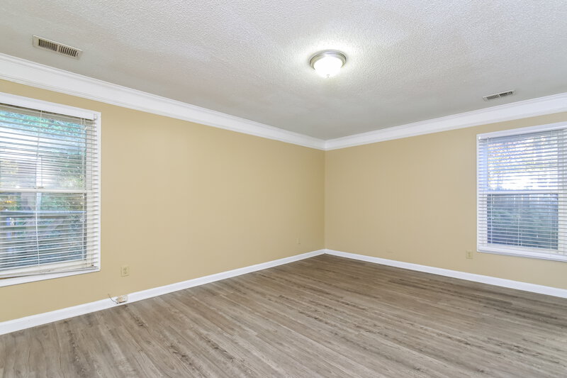 1,600/Mo, 4002 Wood Birch Cove Memphis, TN 38115 Main Bedroom View 2