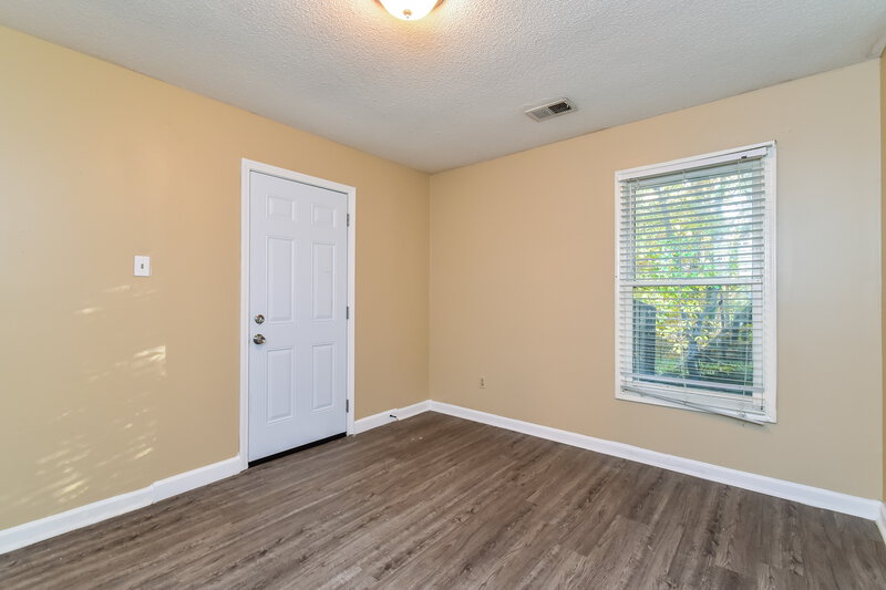 1,600/Mo, 4002 Wood Birch Cove Memphis, TN 38115 Bedroom View 3