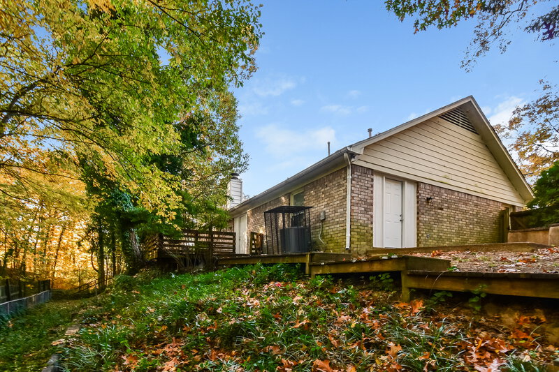 1,600/Mo, 4002 Wood Birch Cove Memphis, TN 38115 No Caption View