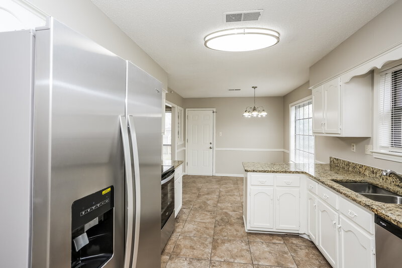 1,505/Mo, 6423 Kindness Cove Memphis, TN 38115 Kitchen View 2
