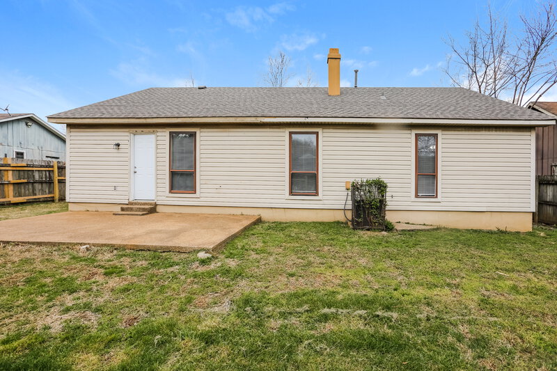 1,505/Mo, 6423 Kindness Cove Memphis, TN 38115 Rear View 2
