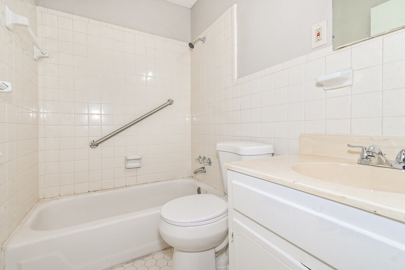 1,660/Mo, 828 S Mendenhall Rd Memphis, TN 38117 Misc View 13