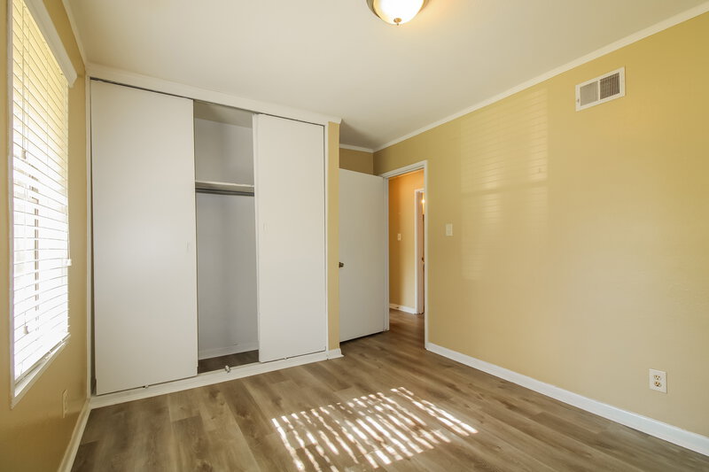 1,595/Mo, 1751 Sea Isle Rd Memphis, TN 38117 Bedroom View 3