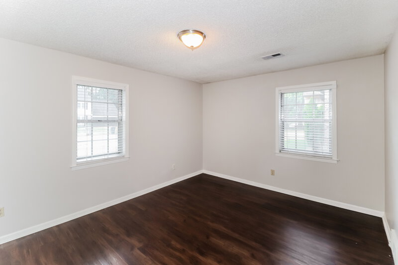 2,530/Mo, 2546 Cardigan Dr Memphis, TN 38119 Bedroom View