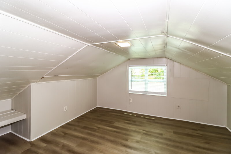 1,740/Mo, 5447 Park Ave Memphis, TN 38119 Main Bedroom View