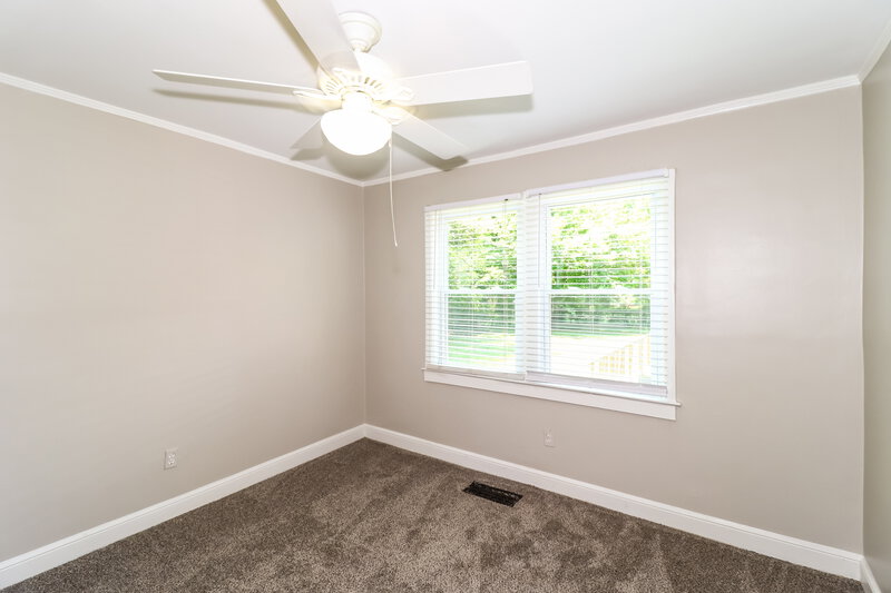 1,740/Mo, 5447 Park Ave Memphis, TN 38119 Bedroom View