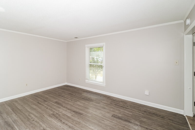 1,810/Mo, 6005 Macinness Dr Memphis, TN 38119 Living Room View 2