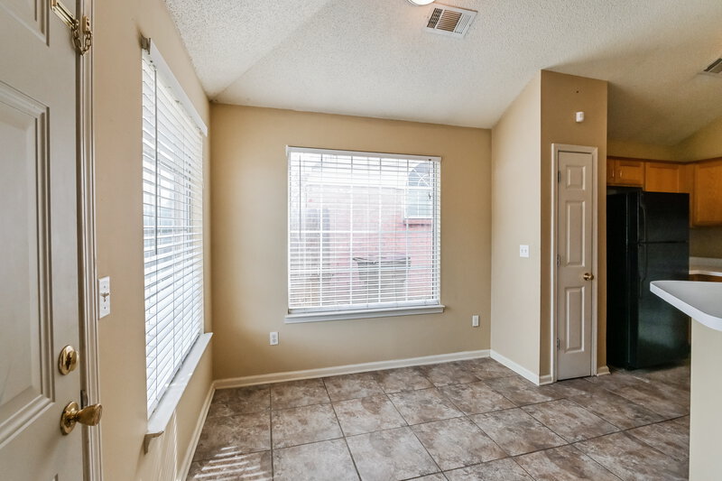 1,595/Mo, 8090 Bensford Ln Memphis, TN 38125 Dining Room View