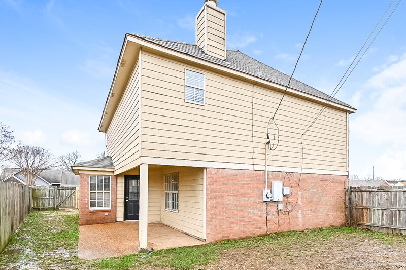 2,170/Mo, 7708 Baysweet Dr Memphis, TN 38125 Rear View