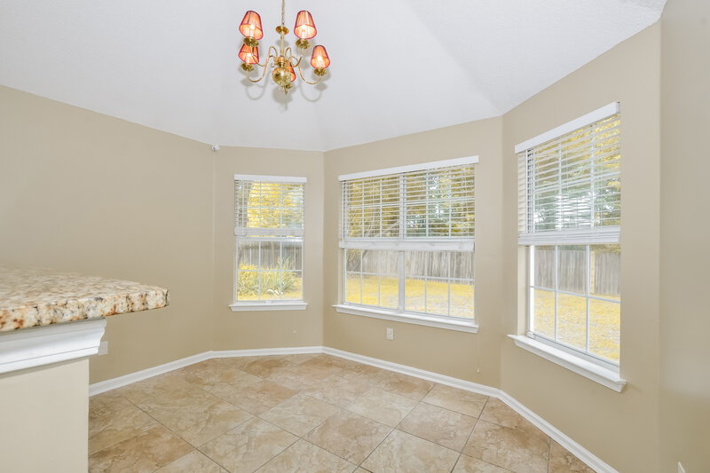 2,060/Mo, 4252 Rainey Woods Dr Memphis, TN 38125 Dining Room View